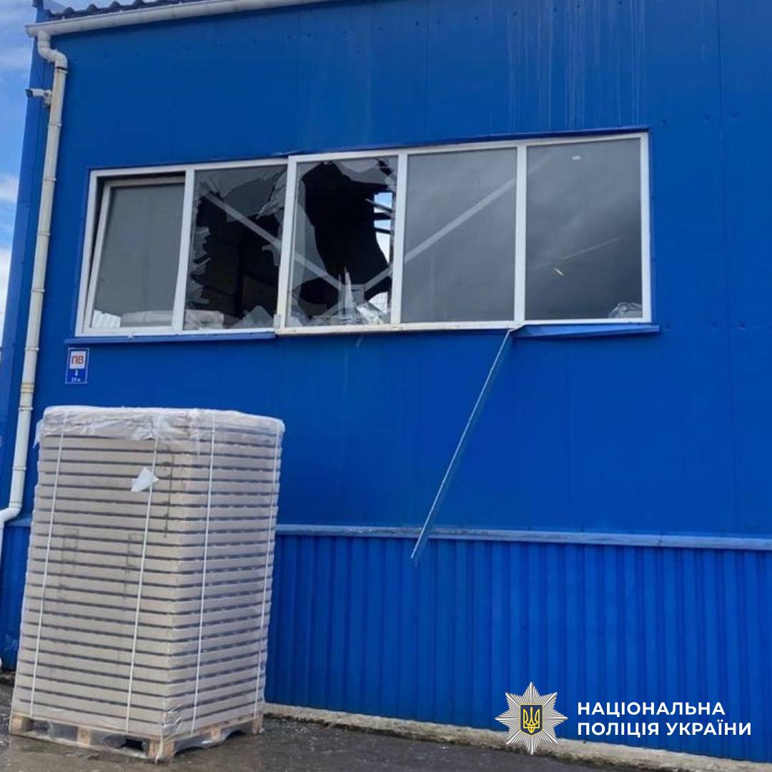 На Харківщині внаслідок російських ударів шестеро людей постраждали: поліцейські документують наслідки воєнних злочинів