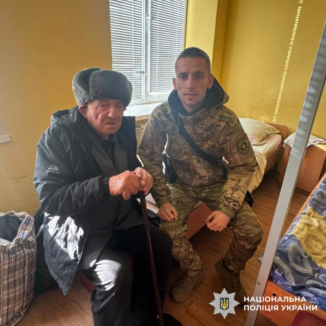 На Харківщині поліцейські спецпідрозділу «Білий Янгол» евакуювали 74 людини