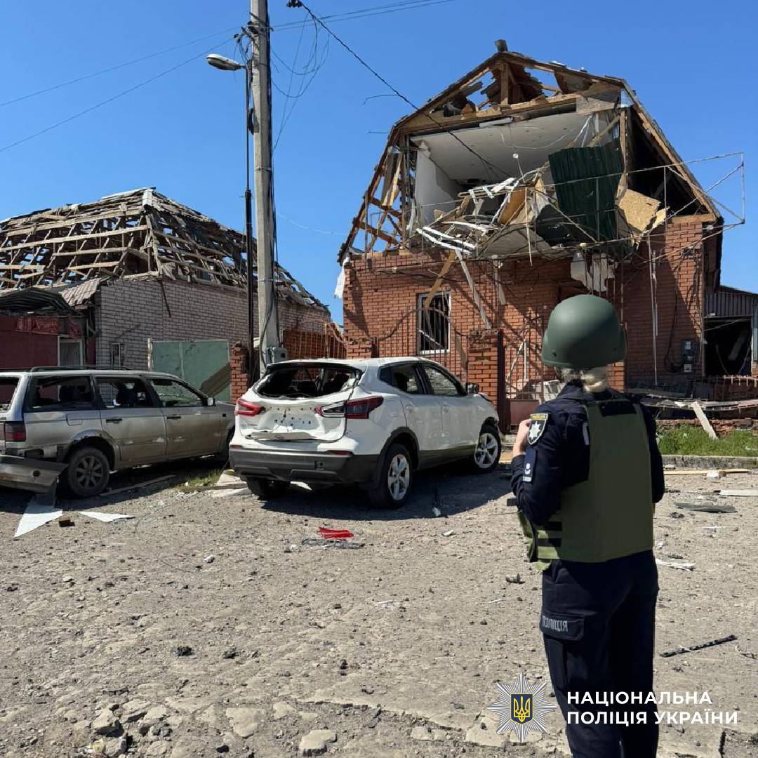 На фото наслідки ворожого обстрілу