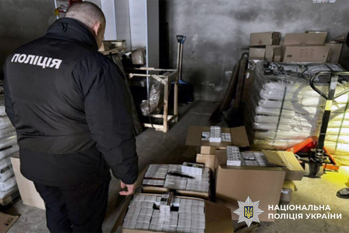 Фальсифікат на 2 млн грн: у Хмельницькому перед судом постане група осіб, яка займалась збутом підробленого алкоголю та цигарок