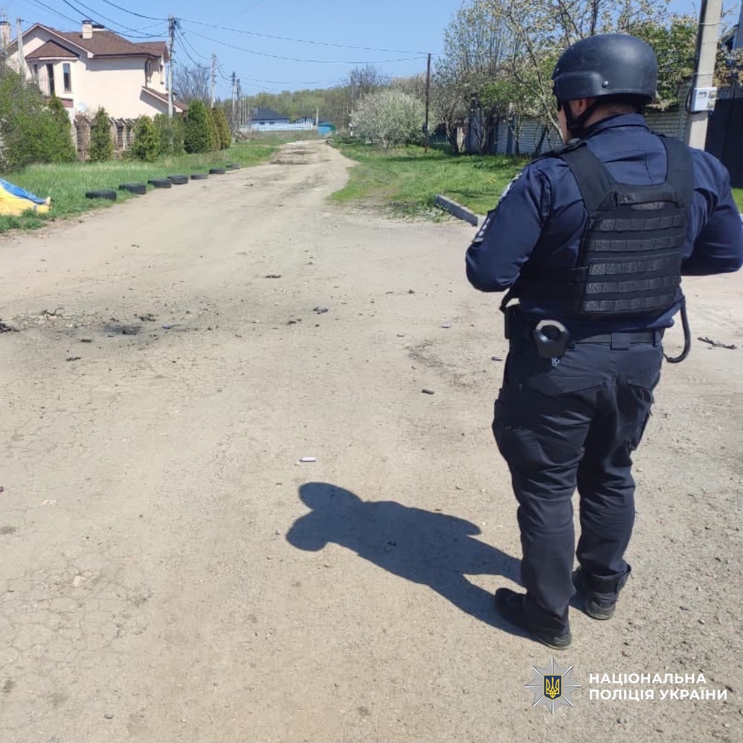 На фото зображені наслідки ворожих обстрілів