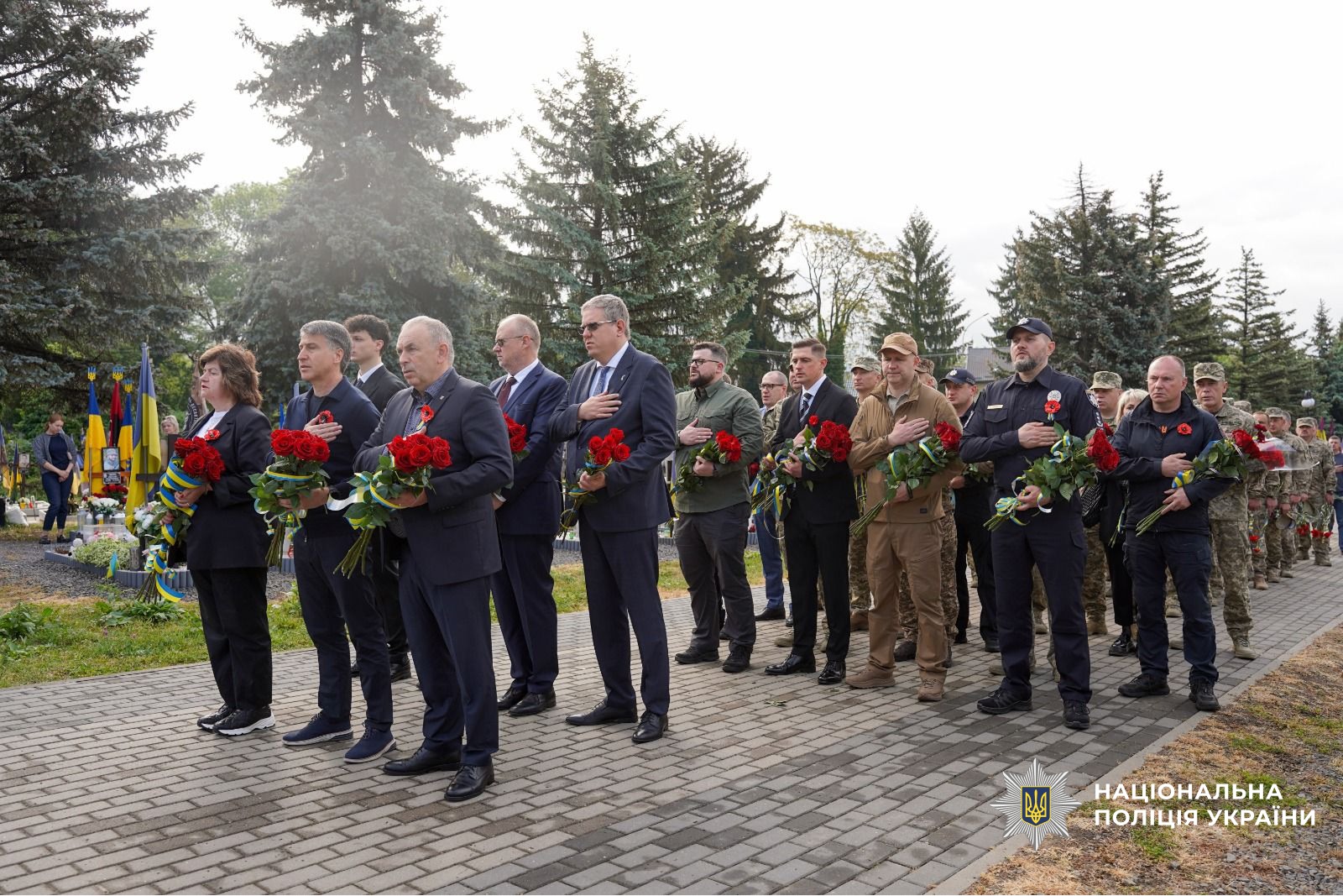 Представники обласної влади, органів місцевого самоврядування, силових і правоохоронних структур Закарпаття, духовенство та громадськість краю на пам'ятних заходах