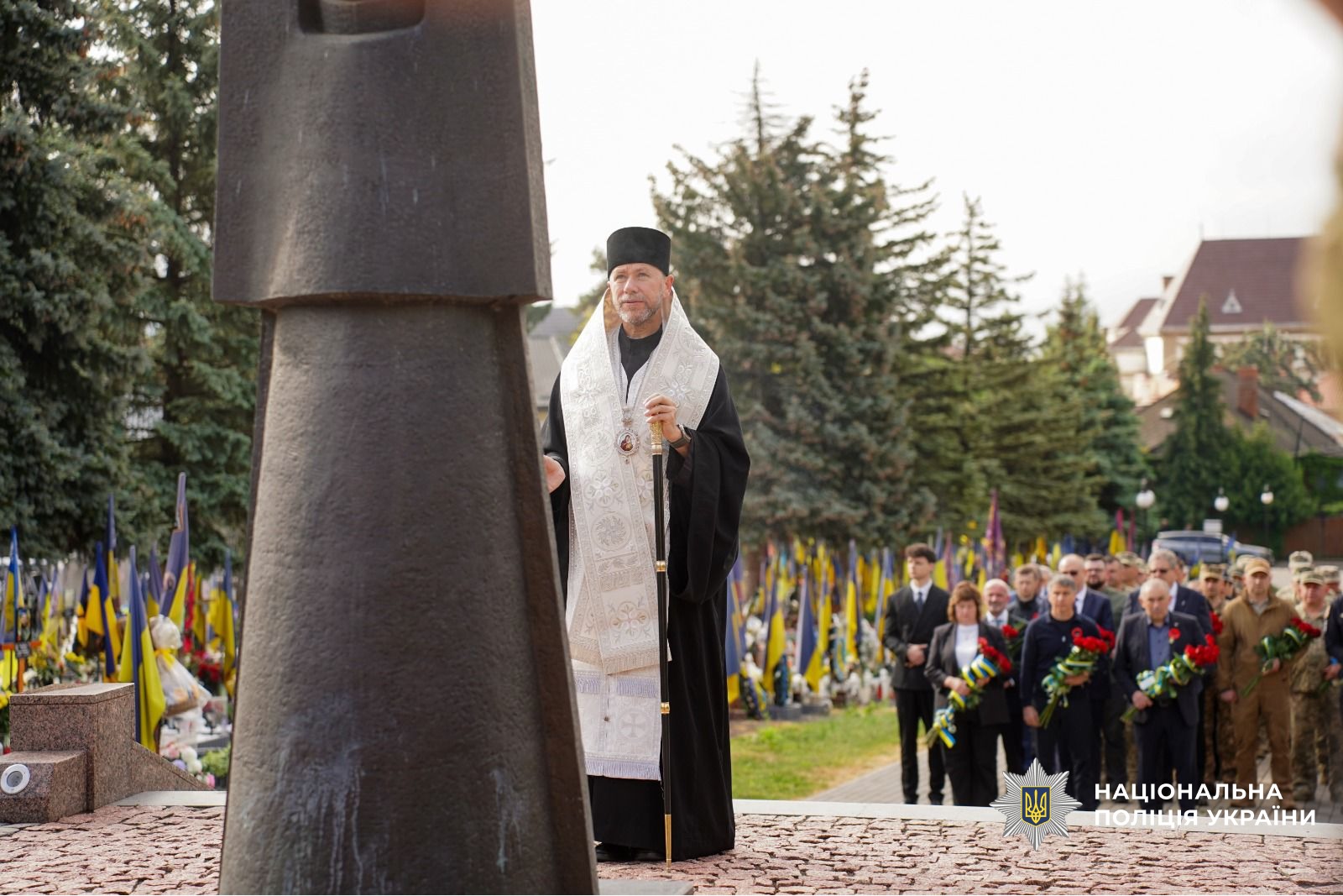 Представники обласної влади, органів місцевого самоврядування, силових і правоохоронних структур Закарпаття, духовенство та громадськість краю на пам'ятних заходах
