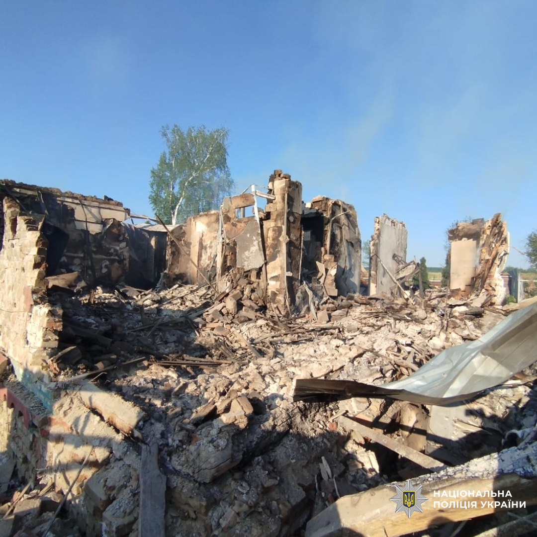 Поліція Харківщини документує наслідки обстрілів, внаслідок яких постраждали п’ятеро громадян