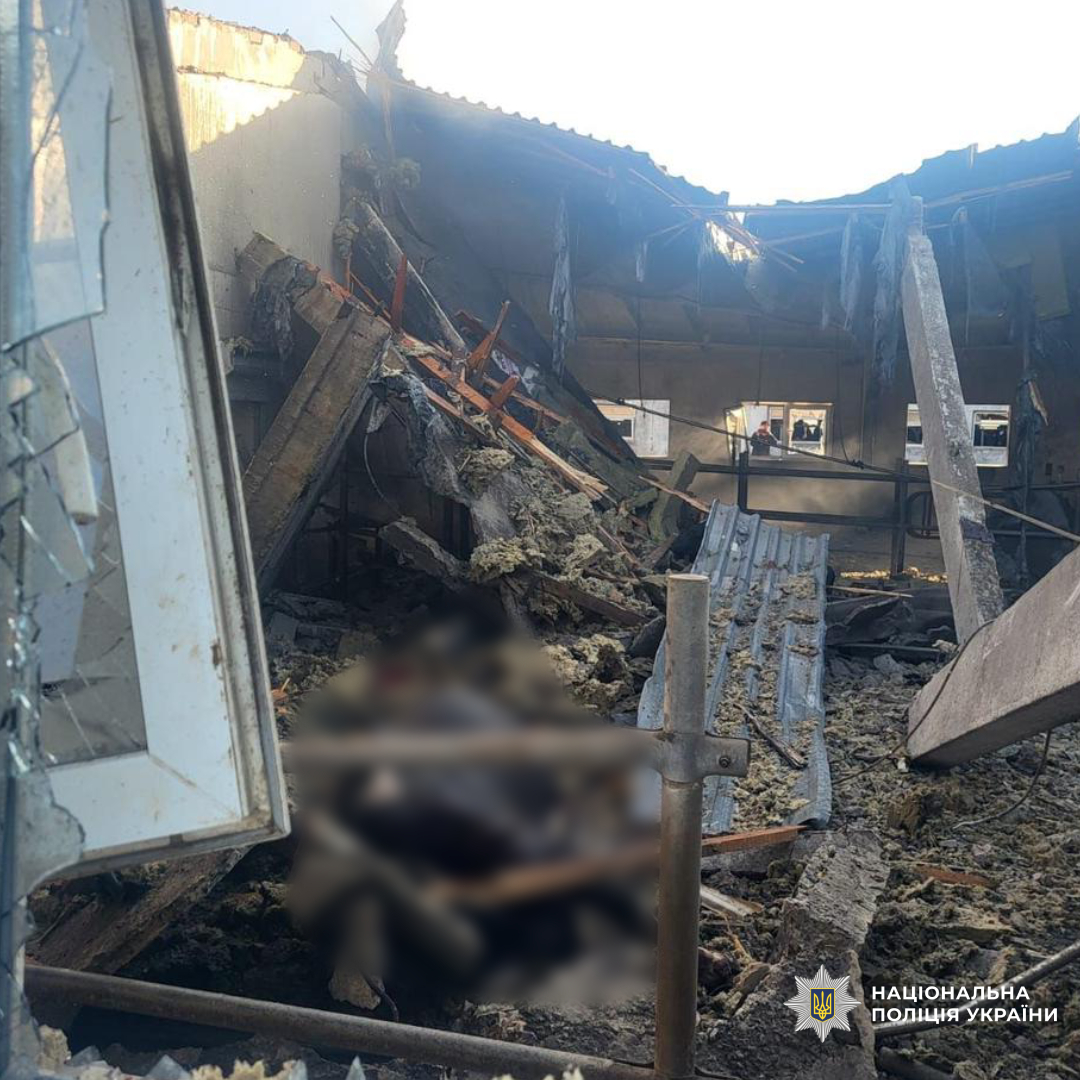 Поліція Харківщини документує наслідки обстрілів, внаслідок яких постраждали п’ятеро громадян