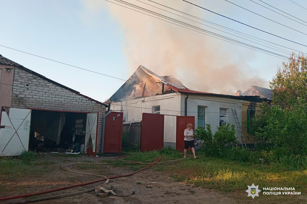 Дві людини загинули, є постраждалі: поліцейські документують наслідки воєнних злочинів на Харківщині