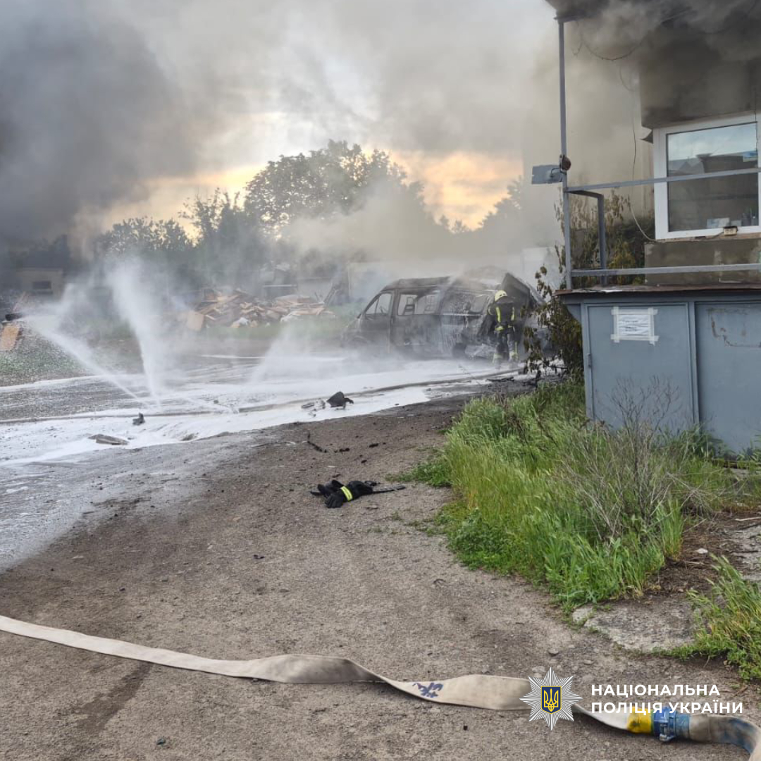 Поліція проводить перевірку за фактом пожежі в Новобаварському районі Харкова