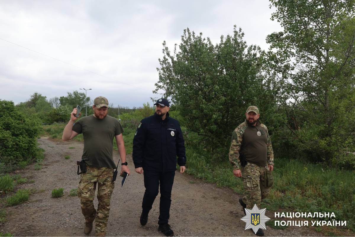 Поліцейські на захисті неба: начальник поліції Харківщини відвідав бійців роти безпілотних систем