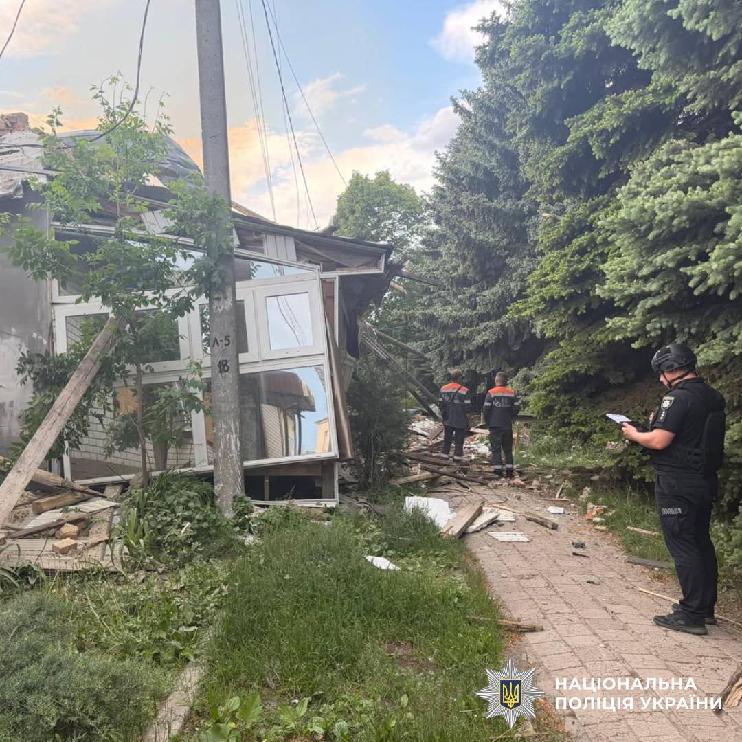 На фото наслідки ворожого обстрілу
