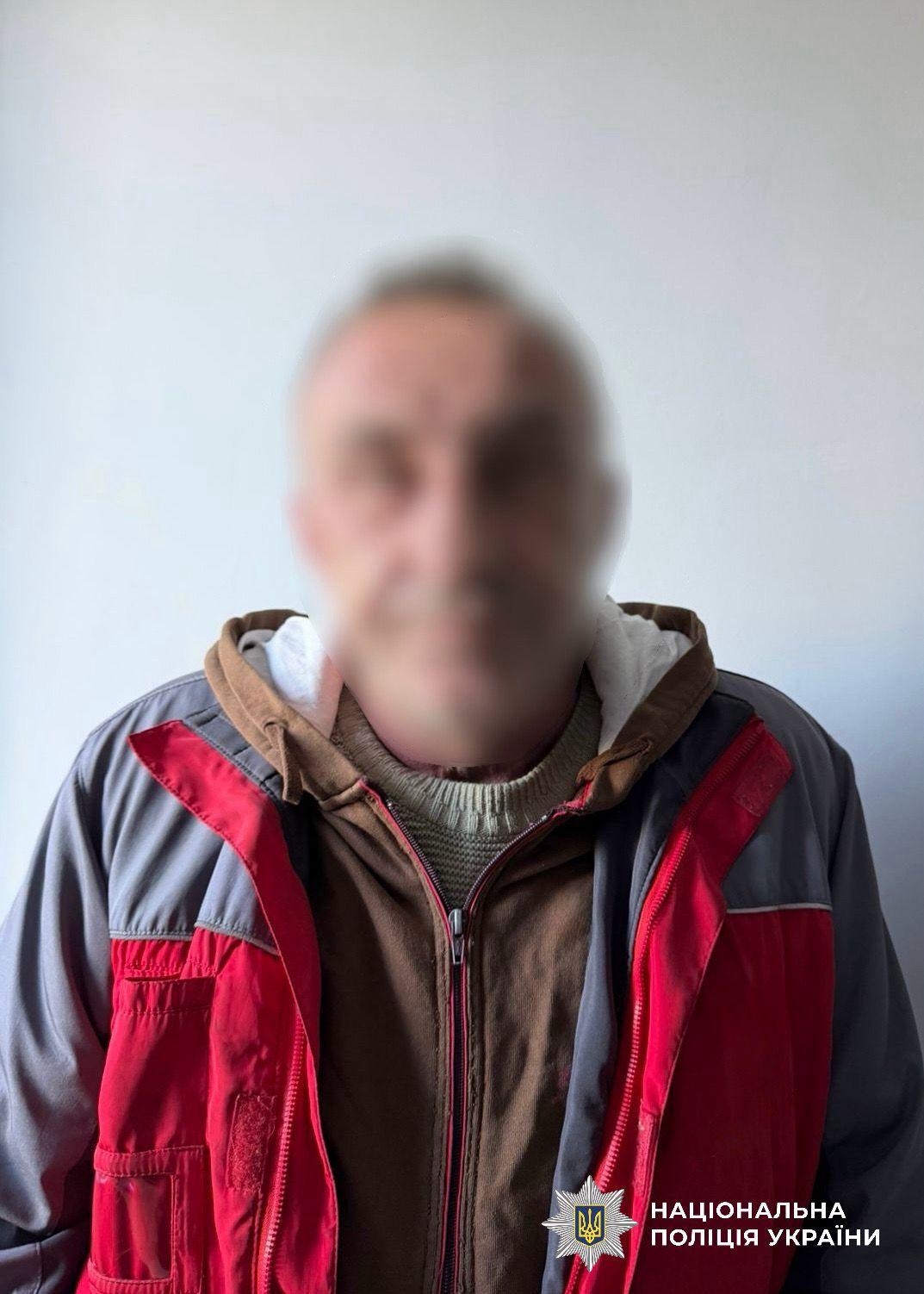 На фото затриманий чоловік.
