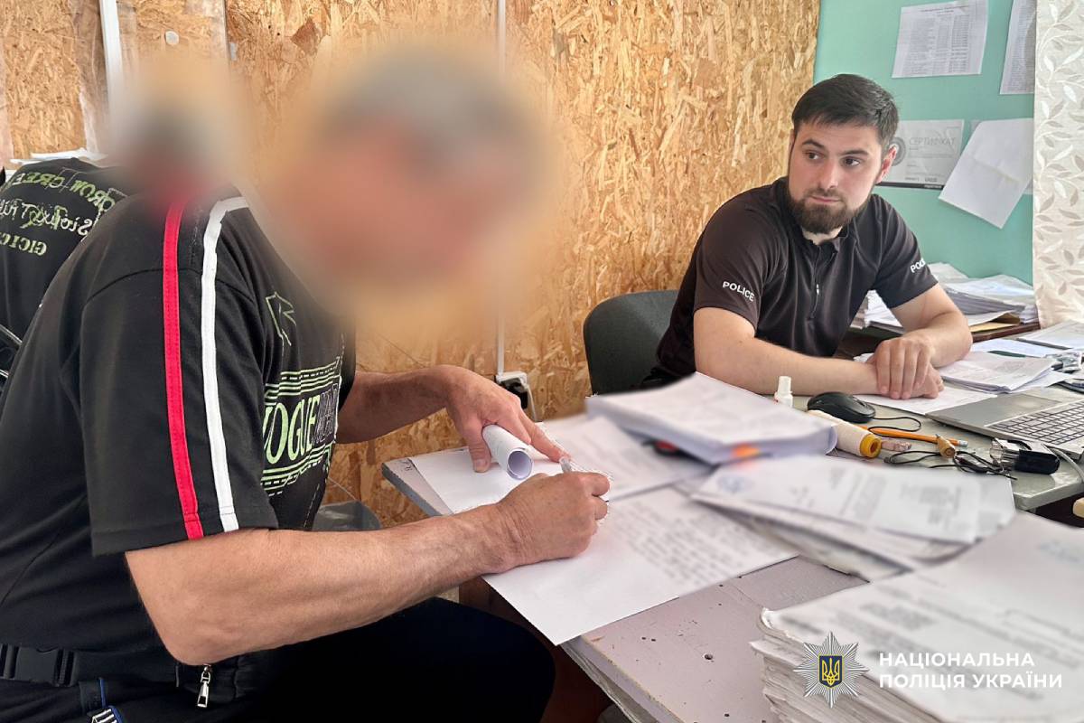 Поліція Ізюмщини викрила чоловіка на незаконному вилові риби на річці Оскіл