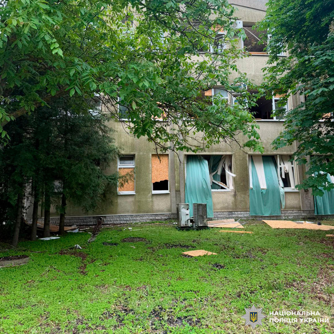 Постраждала людина: поліцейські задокументували наслідки воєнних злочинів на Харківщині