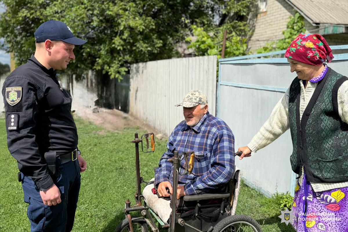 Національний тиждень безбар’єрності: поліцейські Харківщини поруч там, де потрібна підтримка