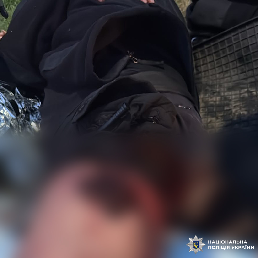 Поранено двох поліцейських: поліція документує наслідки ворожого удару БпЛА по Чугуївщині