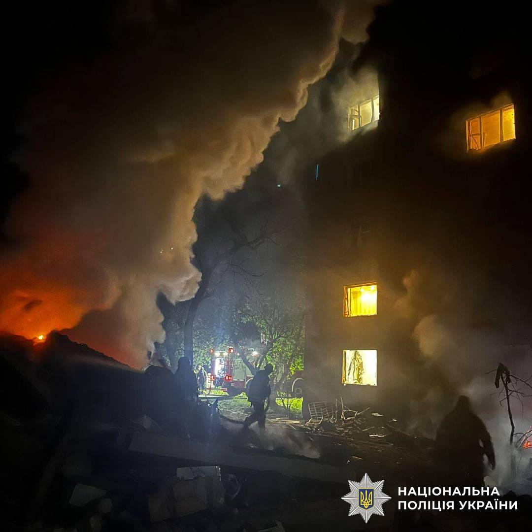 На фото наслідки ворожого обстрілу