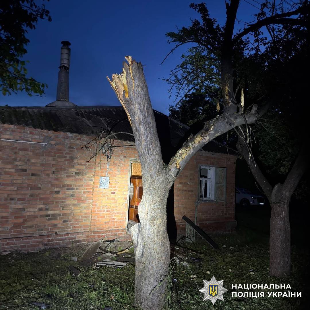 На фото наслідки ворожого обстрілу