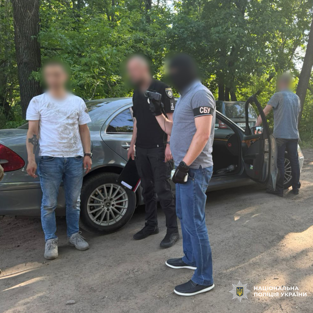 на Харківщині поліцейські викрили посадовців РТЦК та СП