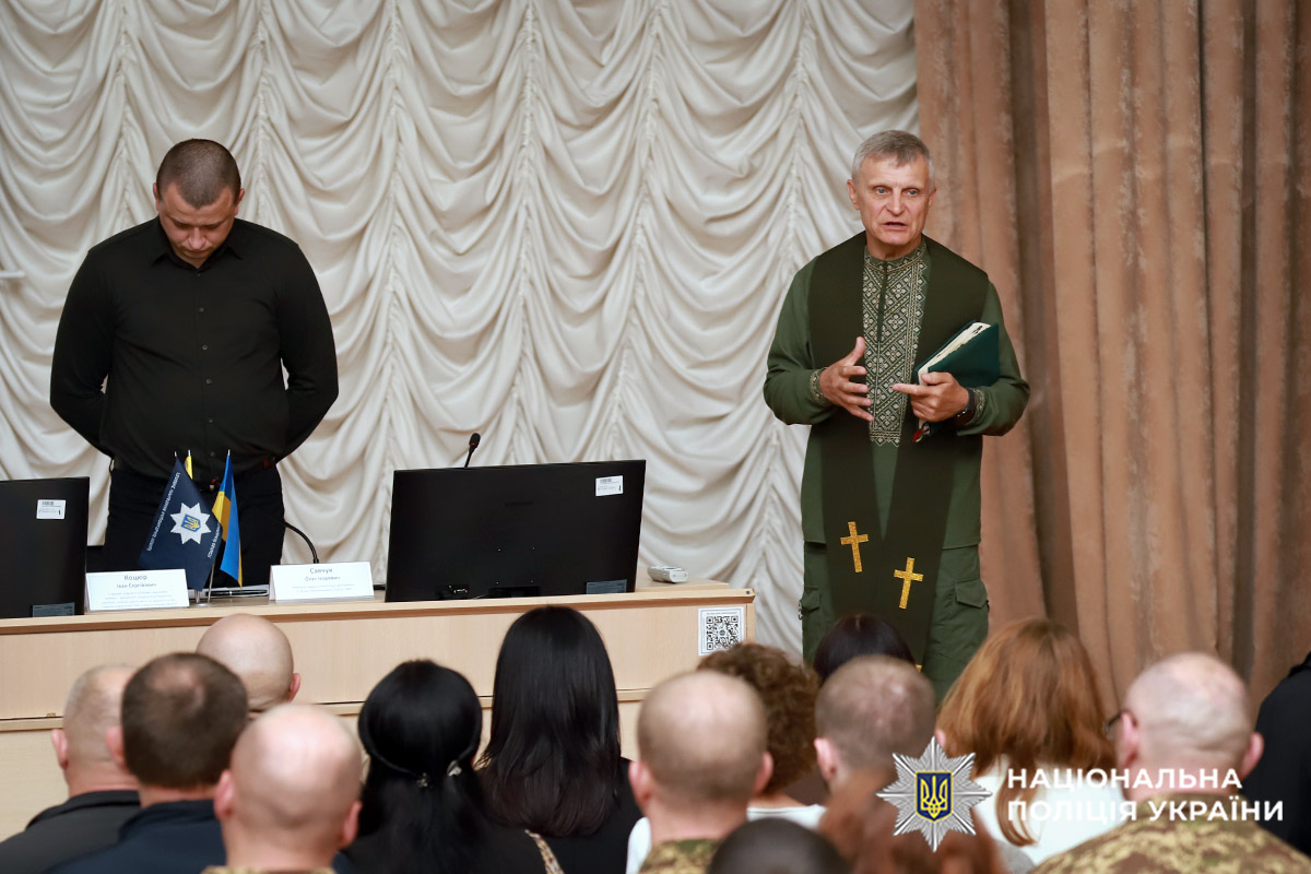 На базі ГУНП в Хмельницькій області відбулась міжвідомча зустріч щодо розшуку та ідентифікації зниклих безвісти в умовах воєнного стану