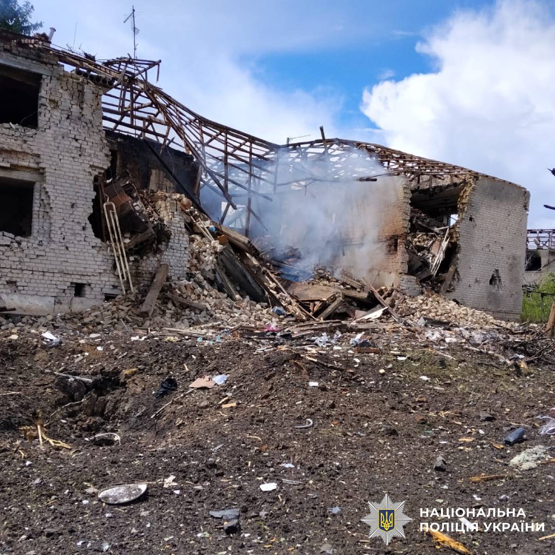 Постраждали 11 людей: поліцейські задокументували наслідки воєнних злочинів на Харківщині