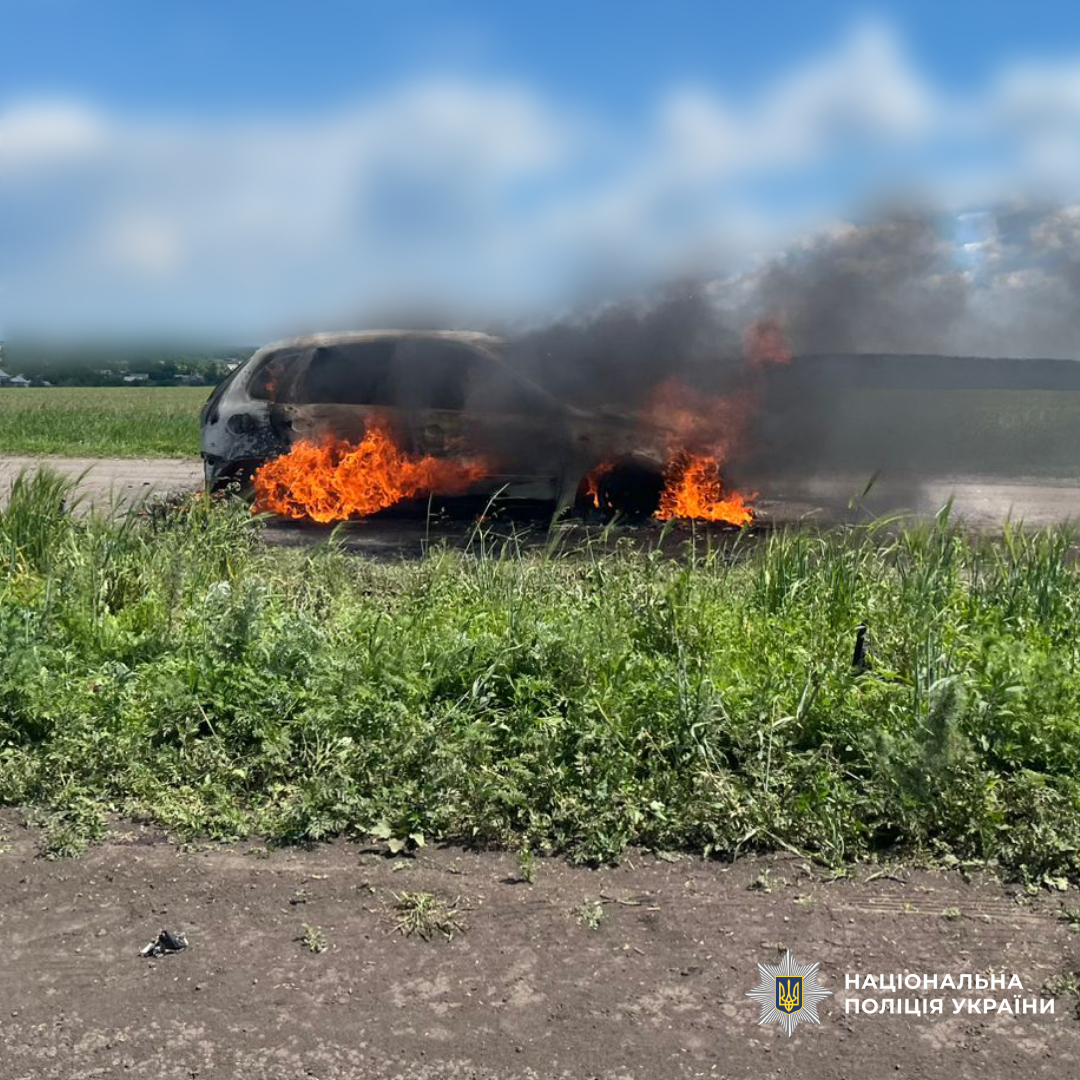 поліція документує наслідки ударів військових рф по населених пунктах Харківщини
