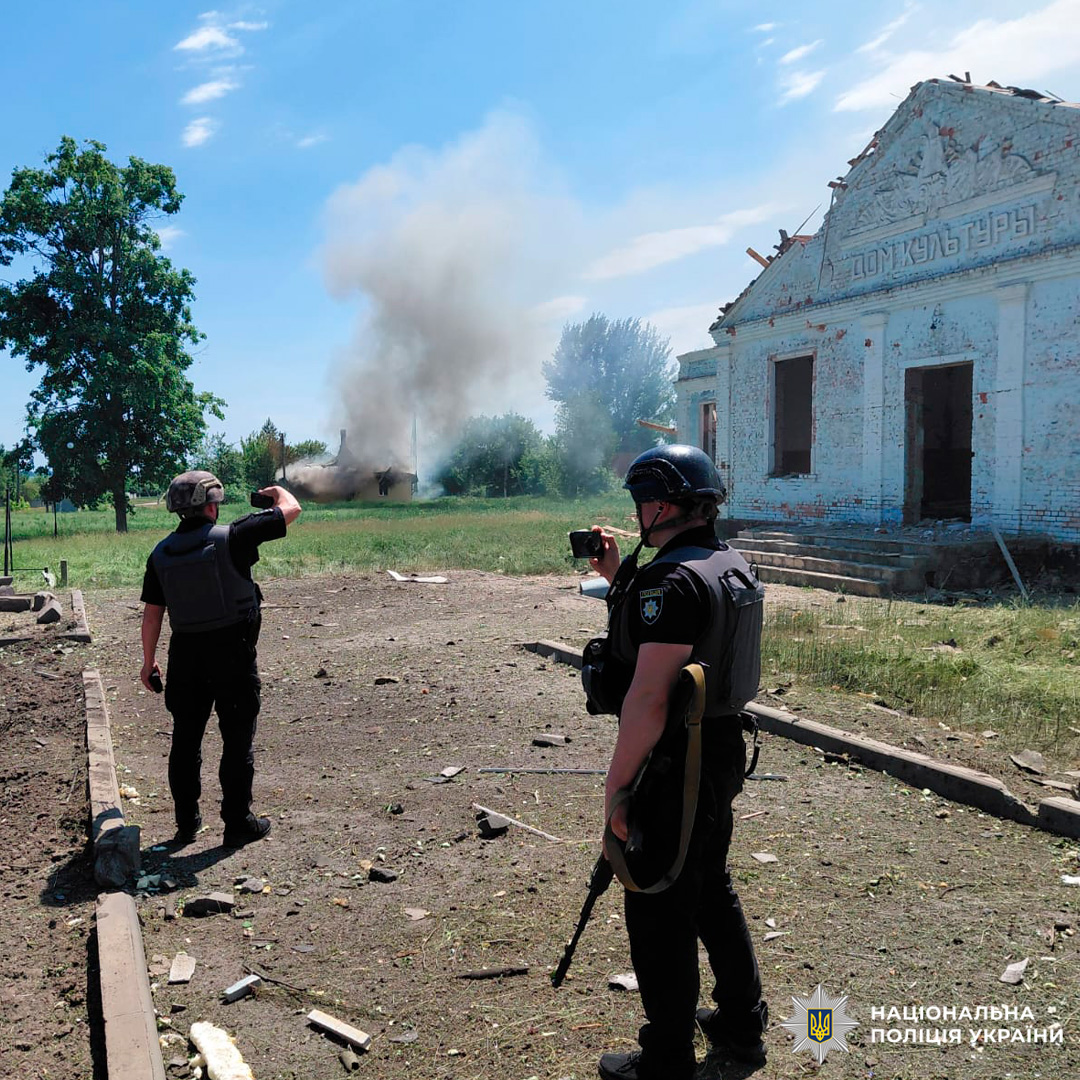Загинули три людини, серед яких вагітна жінка, та постраждали 27 осіб, у тому числі діти: слідчі задокументували наслідки воєнних злочинів росіян на Харківщині