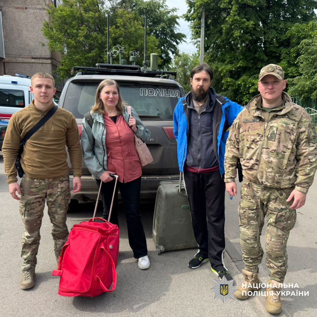 Поліцейські підрозділу «Білі Янголи» евакуювали 93 мешканці із небезпечних районів Харківщини