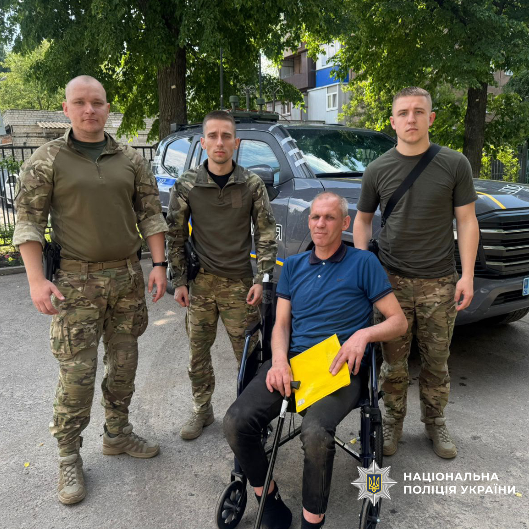 Поліцейські підрозділу «Білі Янголи» евакуювали 93 мешканці із небезпечних районів Харківщини