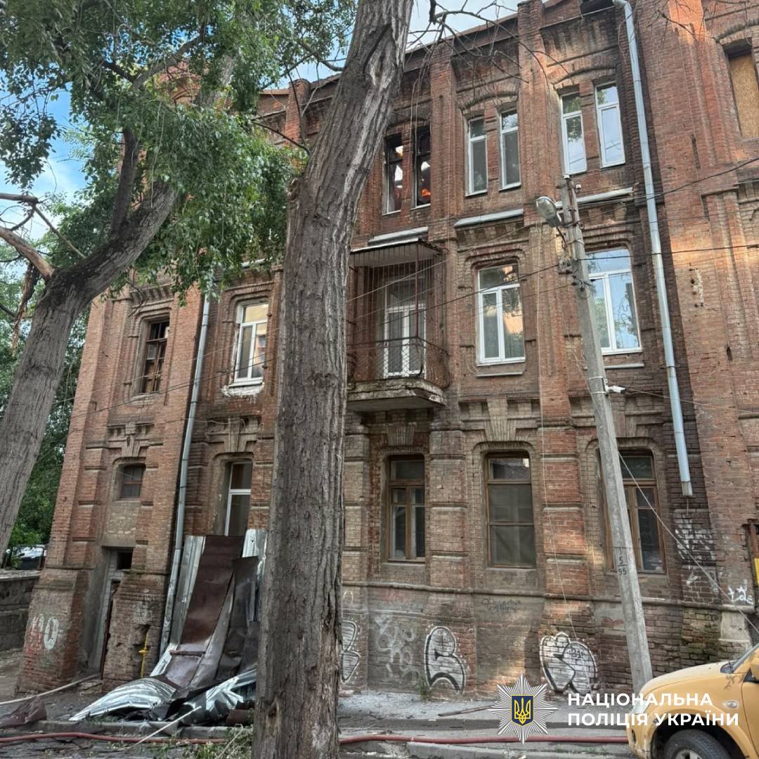 На фото наслідки ворожого обстрілу