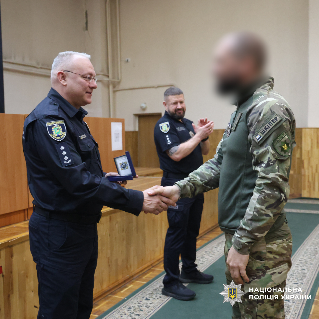 у Харкові привітали бійців стрілецького Полку поліції особливого призначення