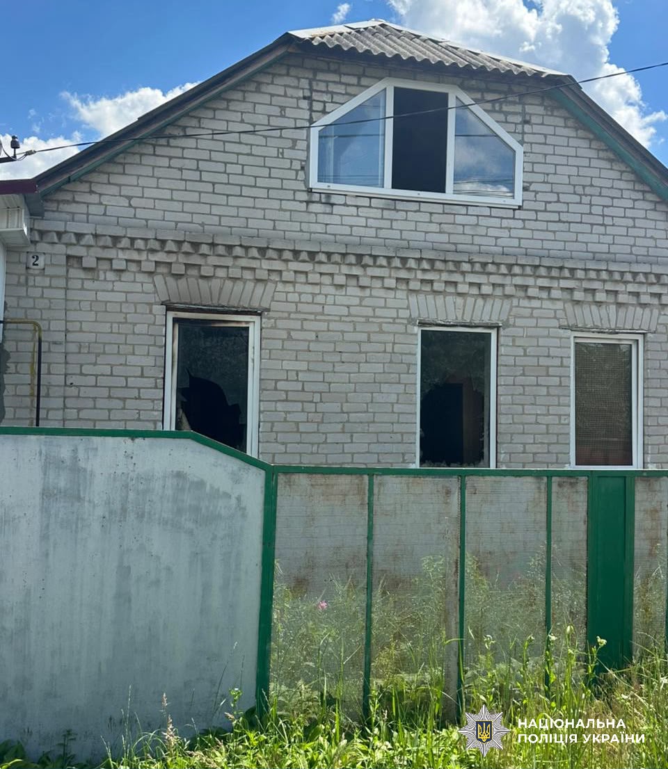 На фотографії зображено місце події, де відбулася пожежа.