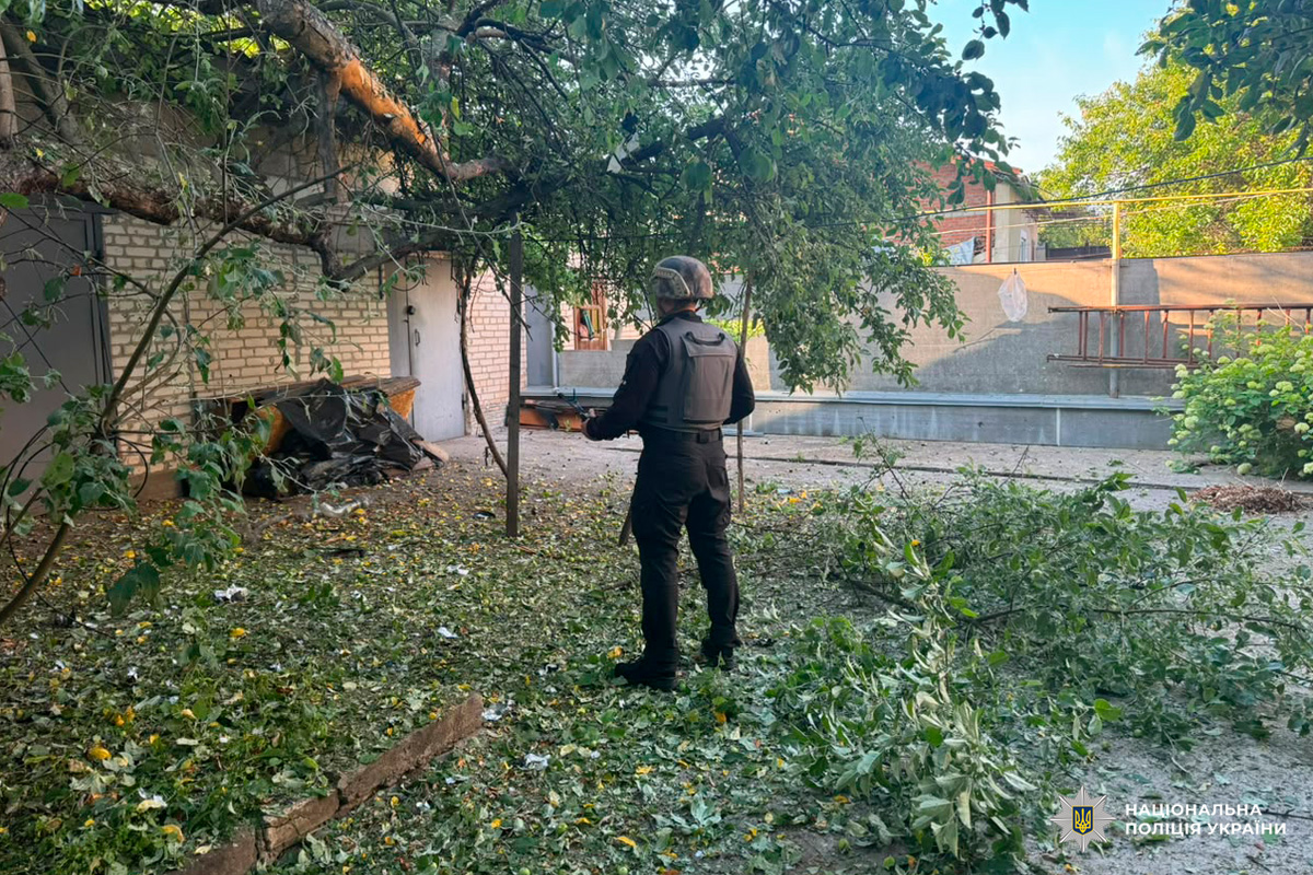 Одна людина загинула, троє постраждали: слідчі продовжують документувати наслідки воєнних злочинів країни-агресора на Харківщині