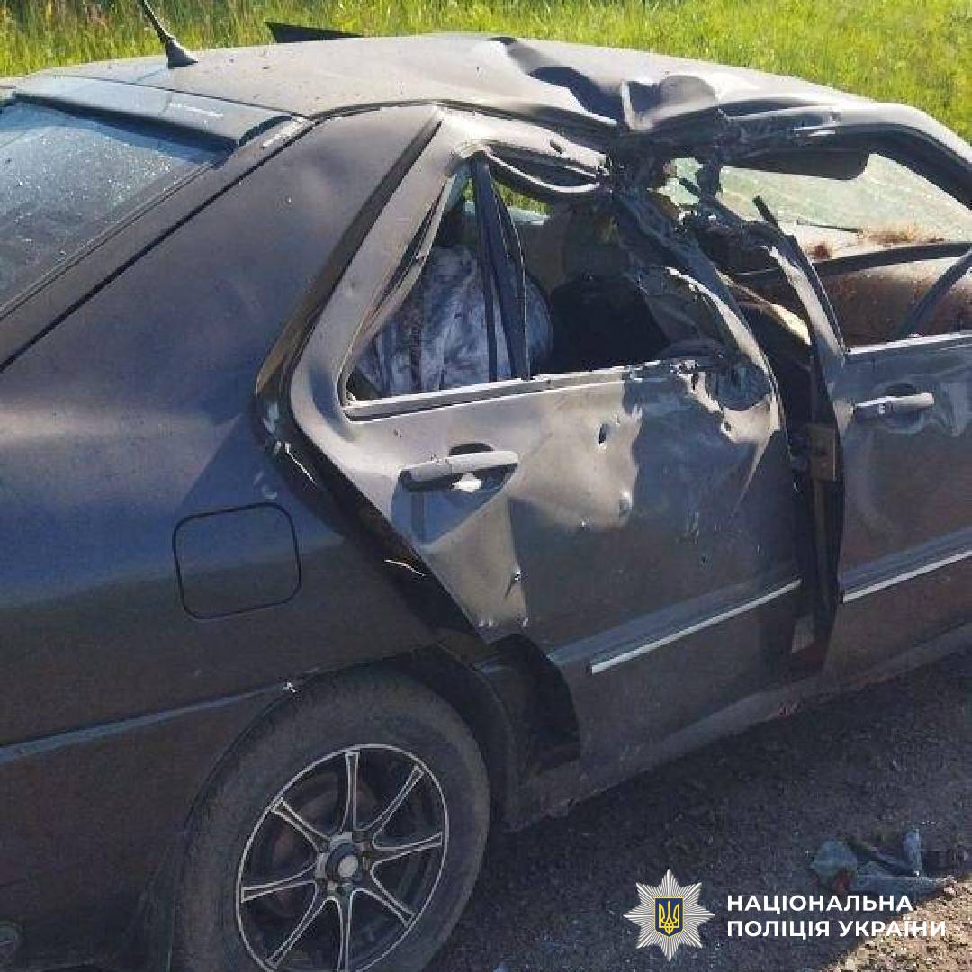 На фото зображені наслідки ворожого обстрілу