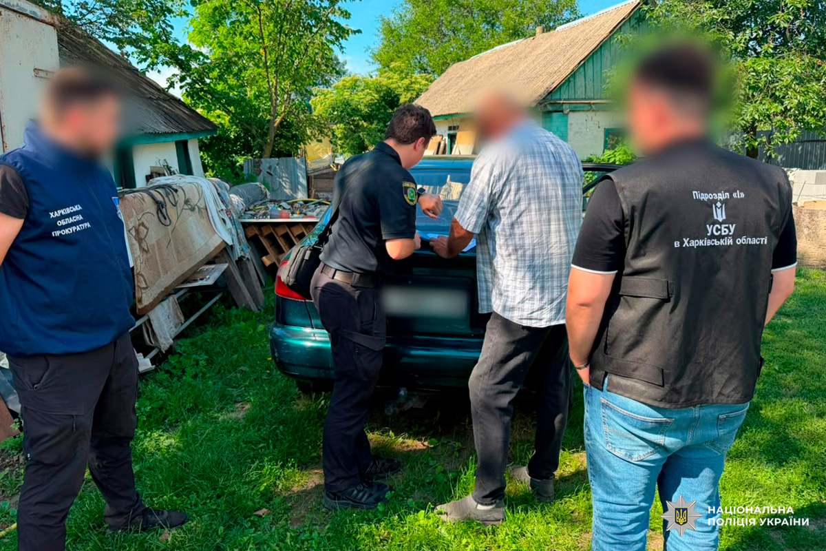 Понад 2,2 мільйона гривень компенсації за знищене житло: поліцейські Ізюмщини викрили шахрайську схему