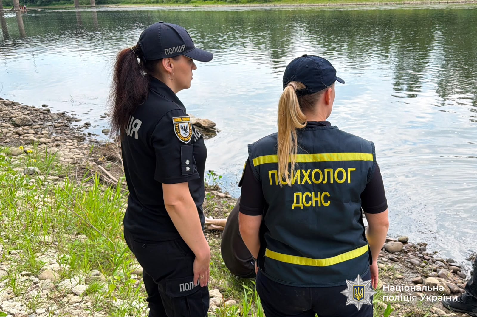 На превеликий жаль, під час проведення пошукових заходів рятувальники виявили у річці Дністер тіло 13-річного мешканця Галича Сергія Бігуна.