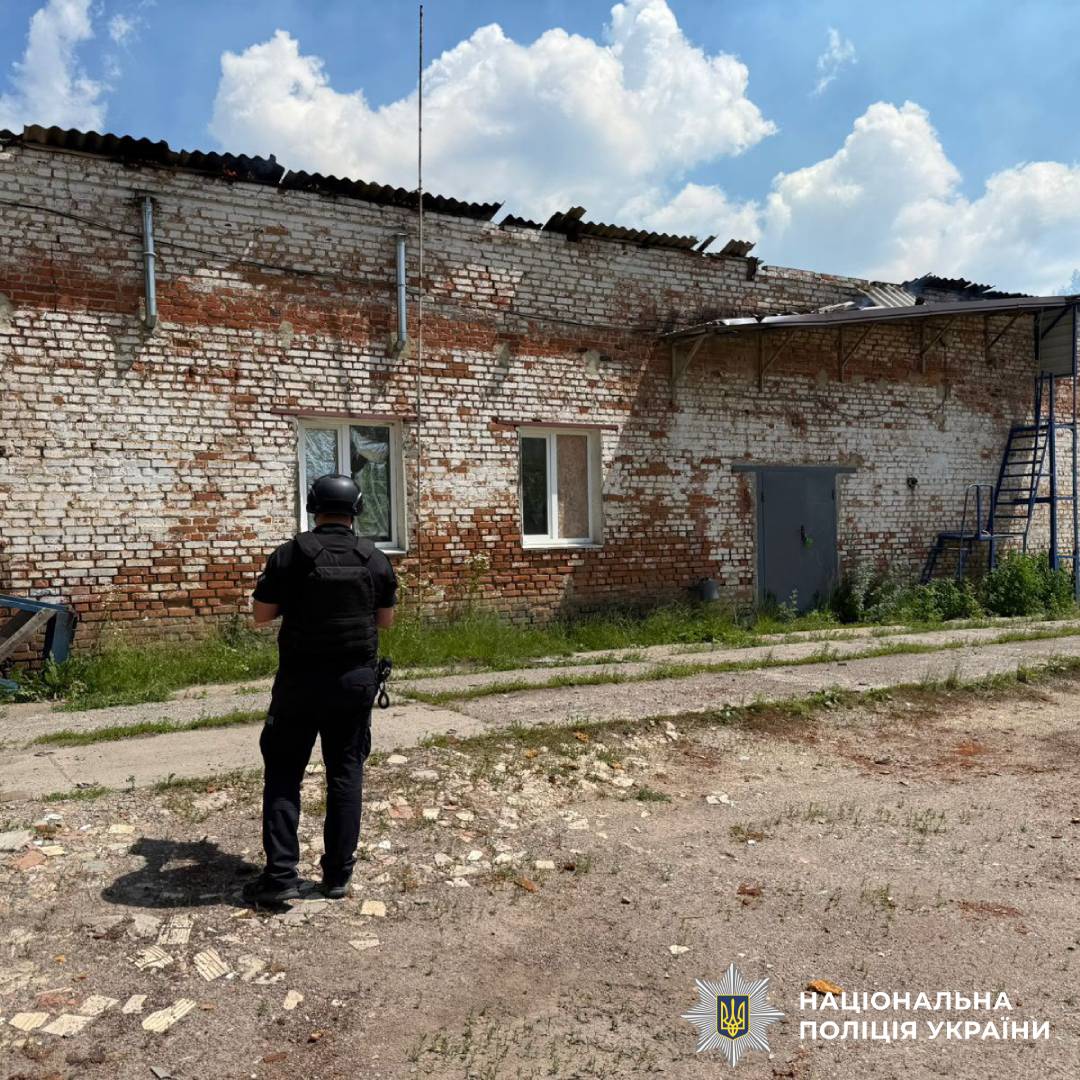 На фото наслідки ворожого обстрілу