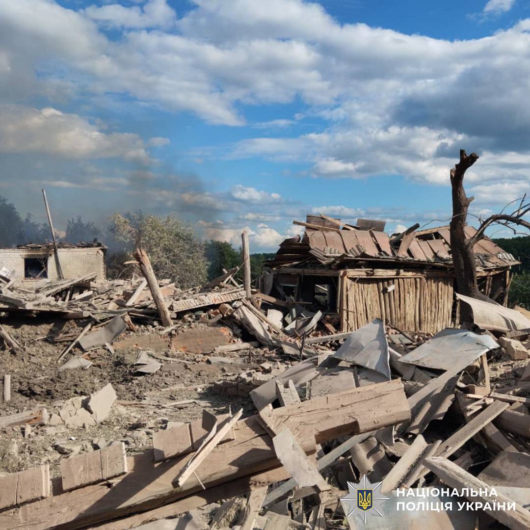На фото наслідки ворожого обстрілу