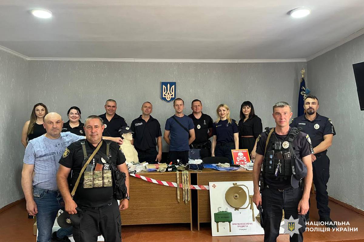 Безпека понад усе: поліцейські Харківщини вдосконалили знання з мінної безпеки та домедичної допомоги