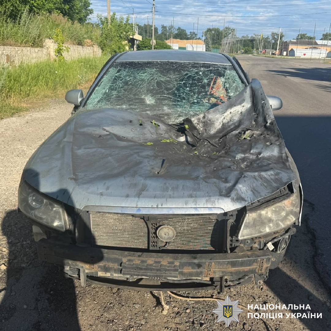 На фото зображені наслідки ворожого обстрілу
