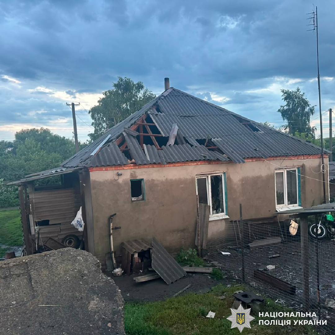 На фото наслідки ворожого обстрілу