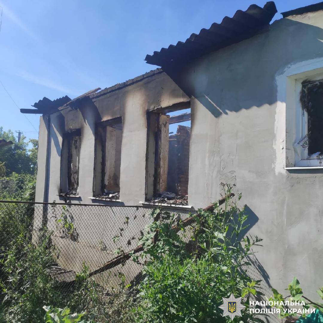 На фото наслідки ворожого обстрілу