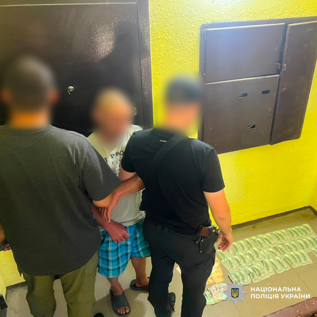 поліцейські Балаклійщини встановили  особу раніше судимого зловмисника, який обікрав свого роботодавця