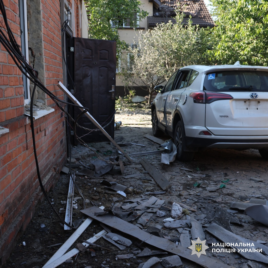 поліція Харкова працює на місцях обстрілів