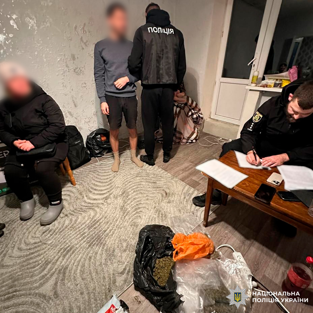 Поліцією скеровано до суду обвинувальний акт щодо міжрегіональної організованої групи, яка збувала наркотики через соцмережу