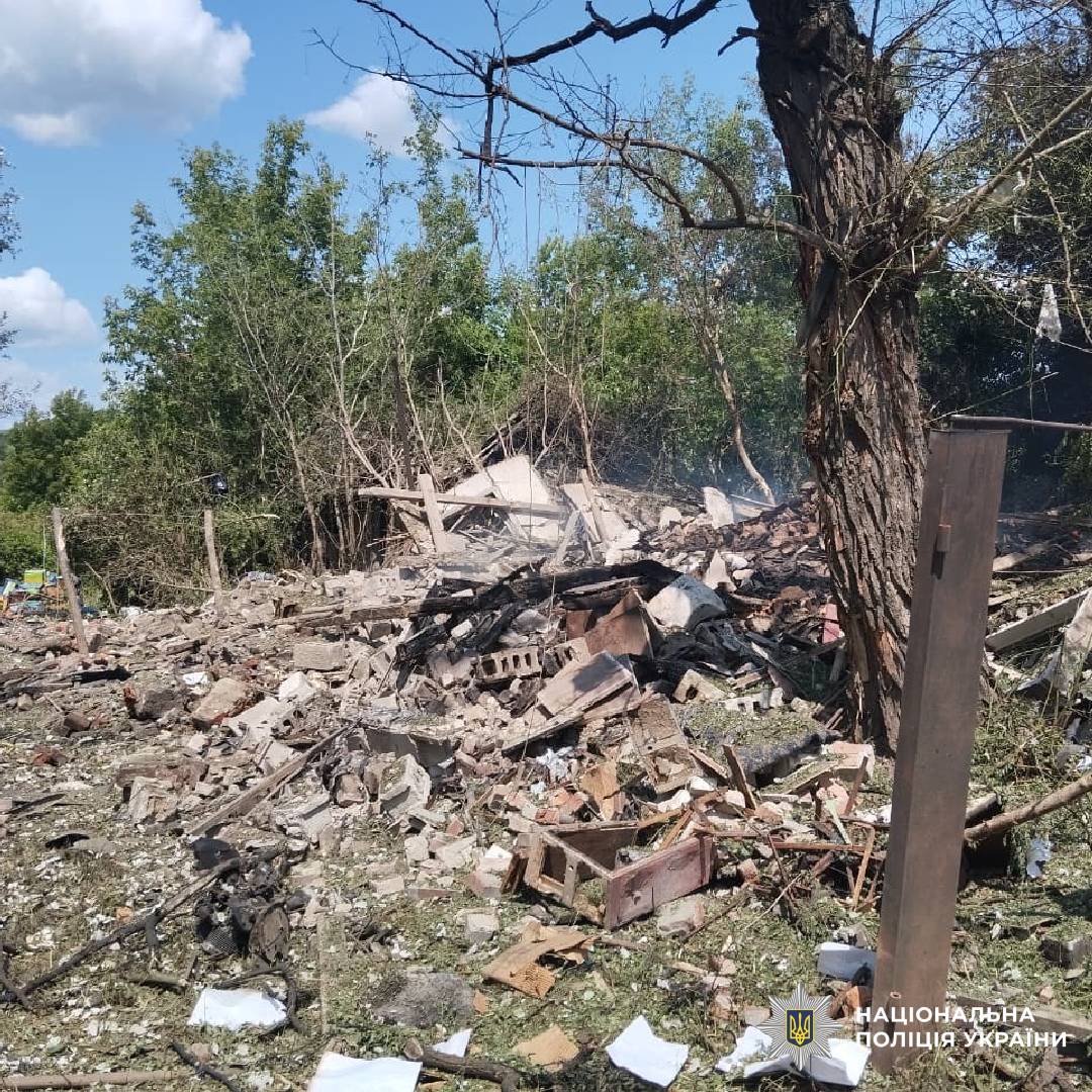На фото наслідки ворожого обстрілу