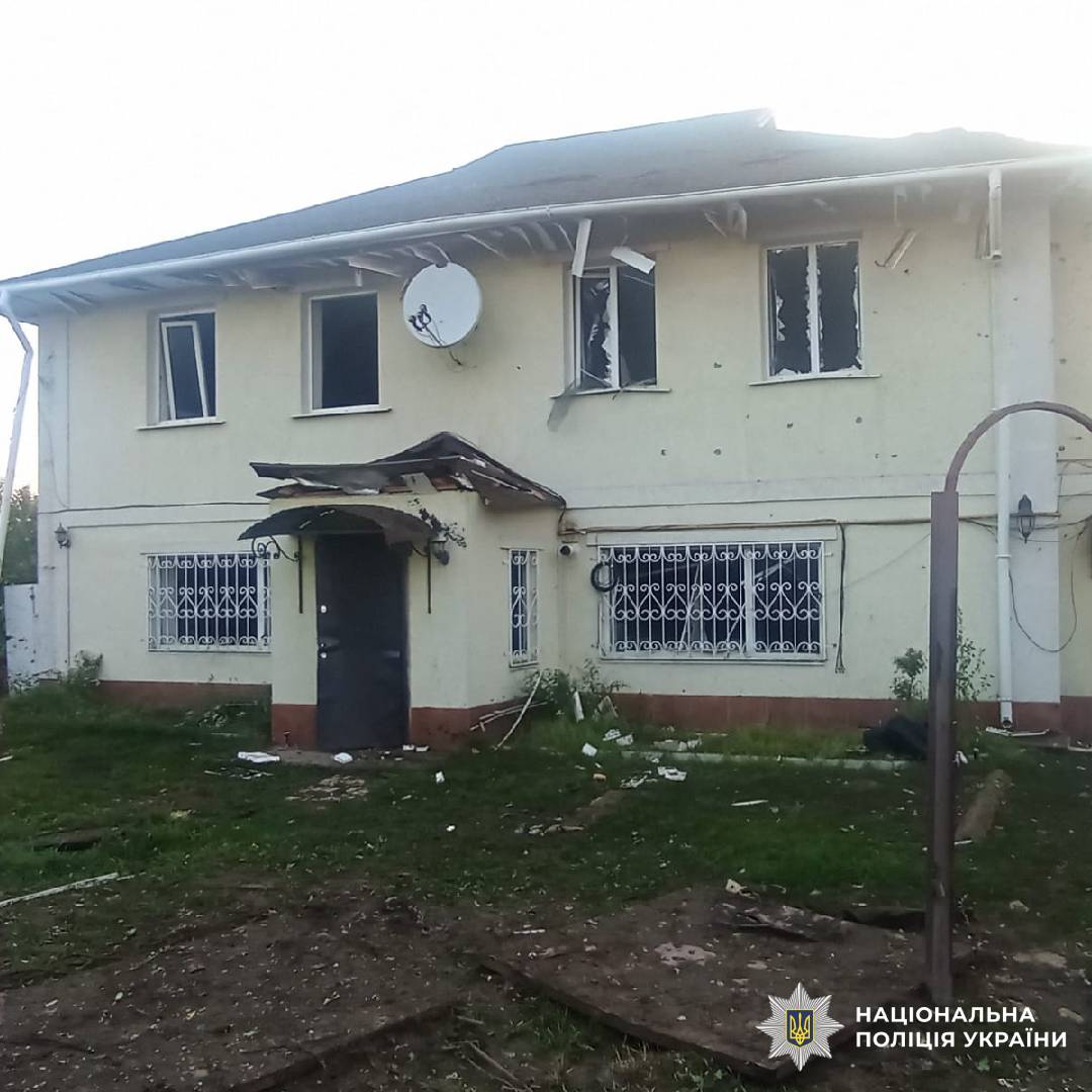 На фото наслідки ворожого обстрілу