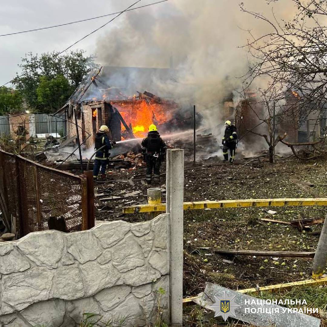 На фото наслідки ворожого обстрілу