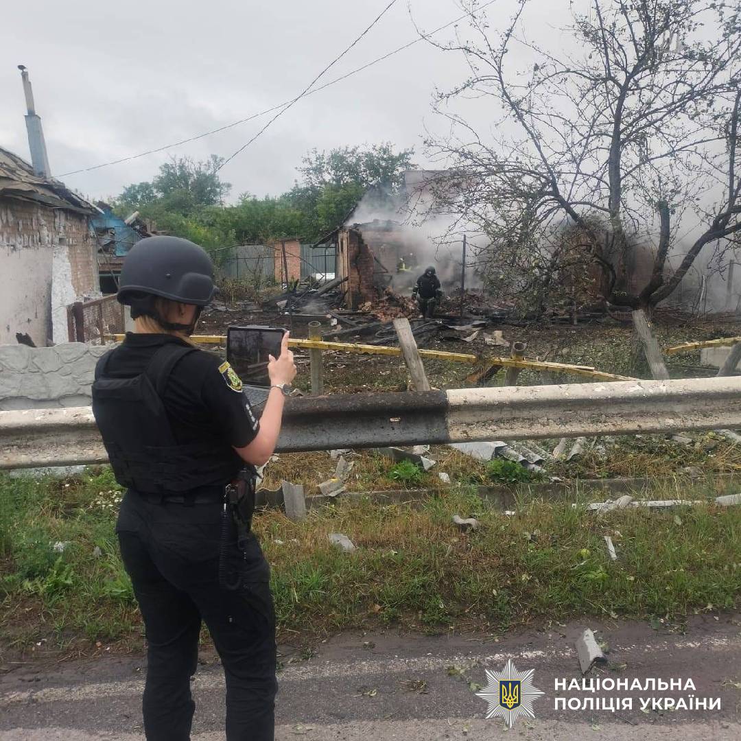 На фото наслідки ворожого обстрілу