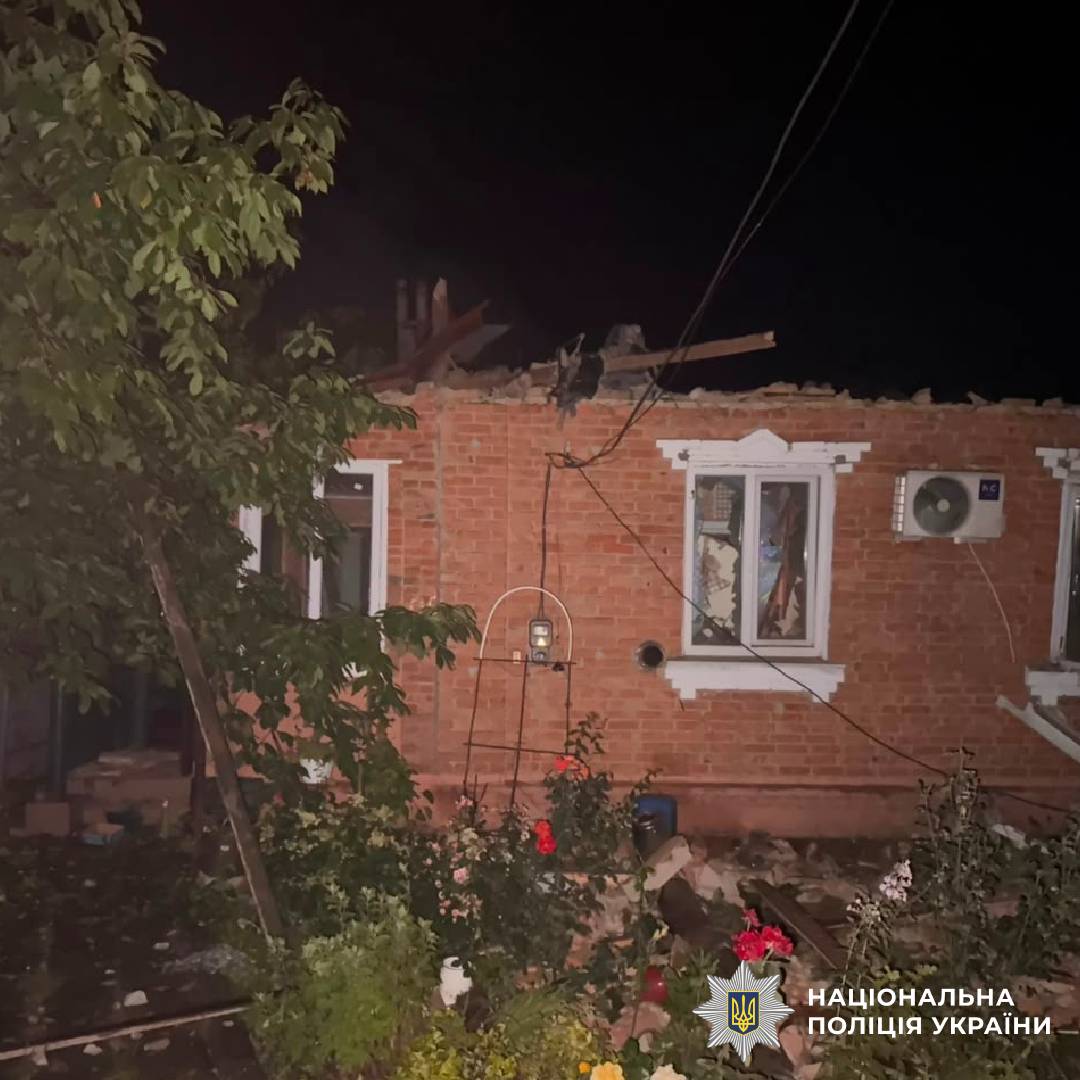На фото наслідки ворожого обстрілу