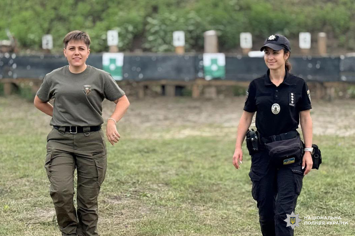 В єдиному строю: поліцейські Берестинщини продовжують відпрацювання тактичних навичок
