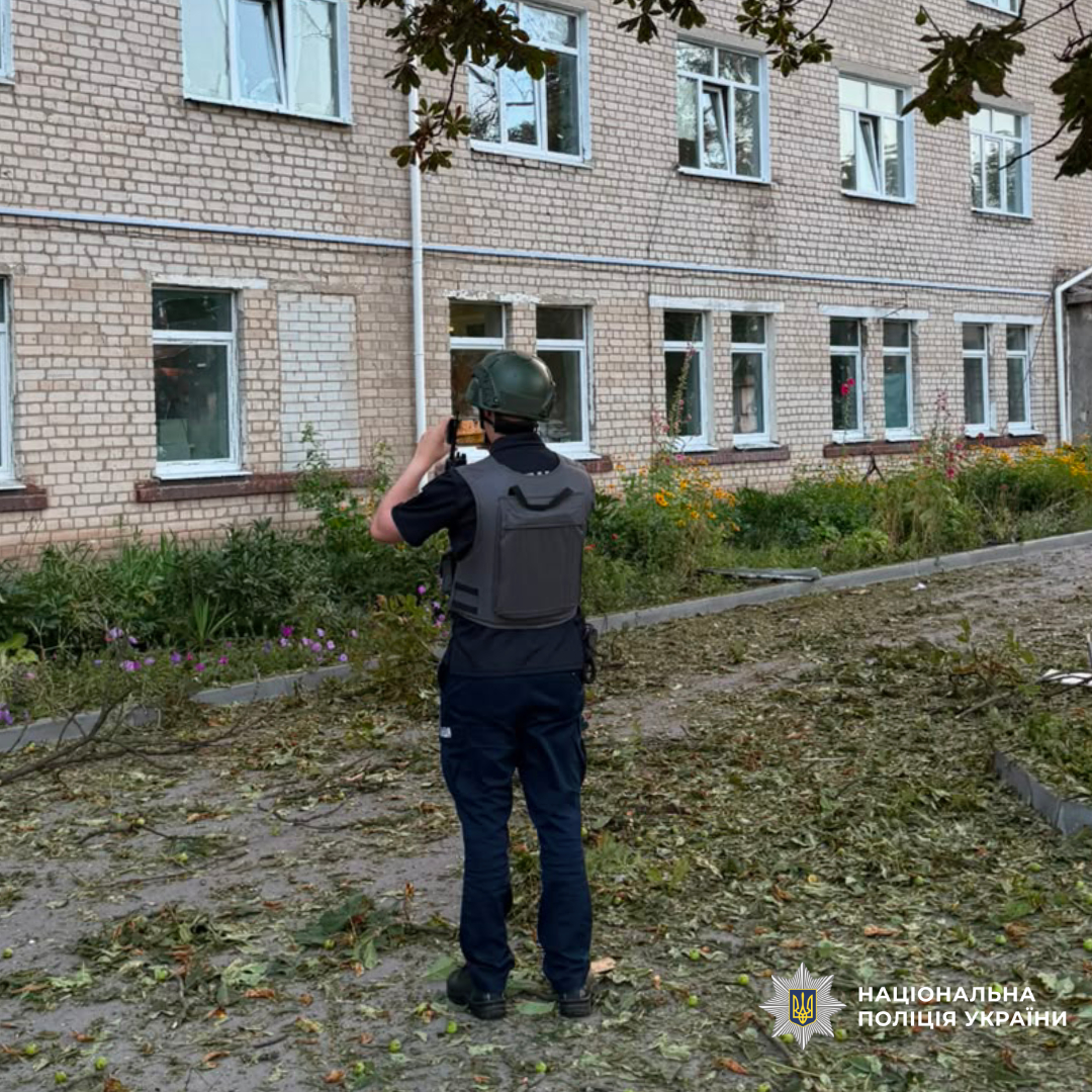 поліцейські документують воєнні злочини військовослужбовців рф на Харківщині